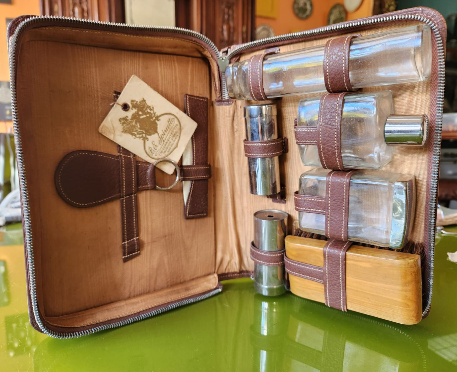 Neceser Antiguo De Cuero Vintage