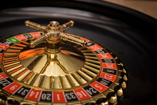 How to Enjoy Digital Entertainment Without Losing Track of Your Budget