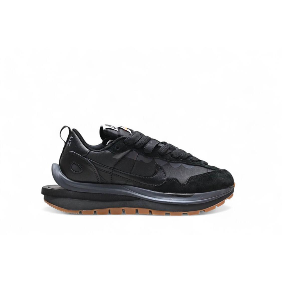 Маратонки VaporWaffle Black & Gum