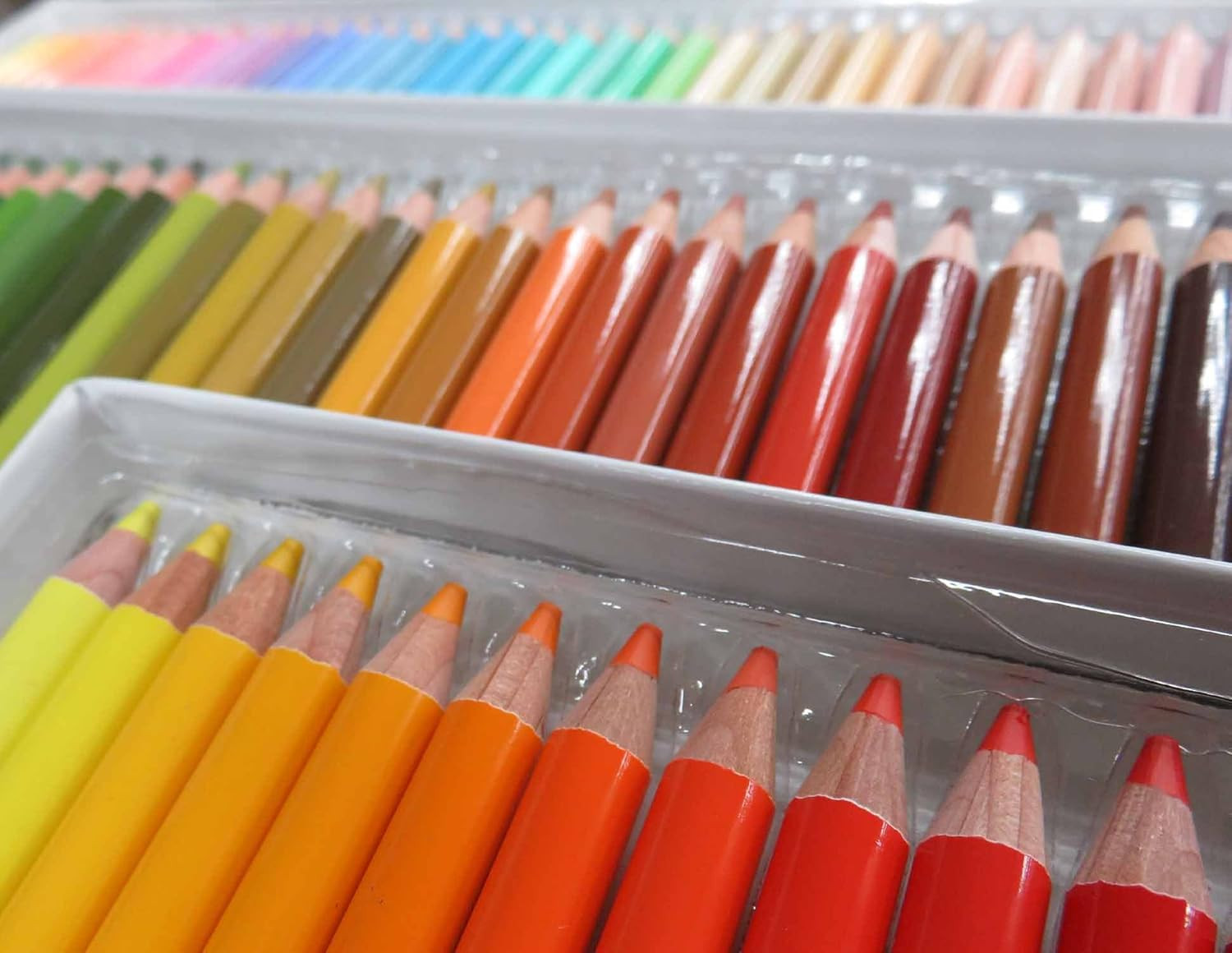 Holbein Artist Colored Pencils OP946 Wooden Box - 150 Colors - Imagem 3