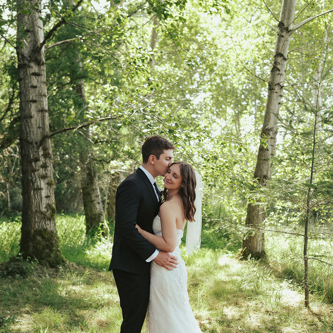 Woodland_Meadows_Golden_Hour_Outdoor_Wedding