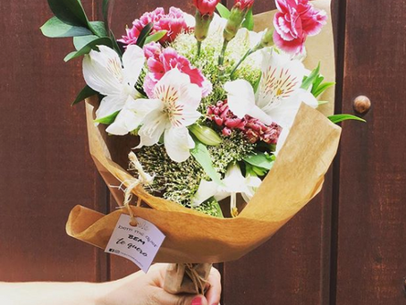 Que tal uma assinatura de flores para a sua casa?