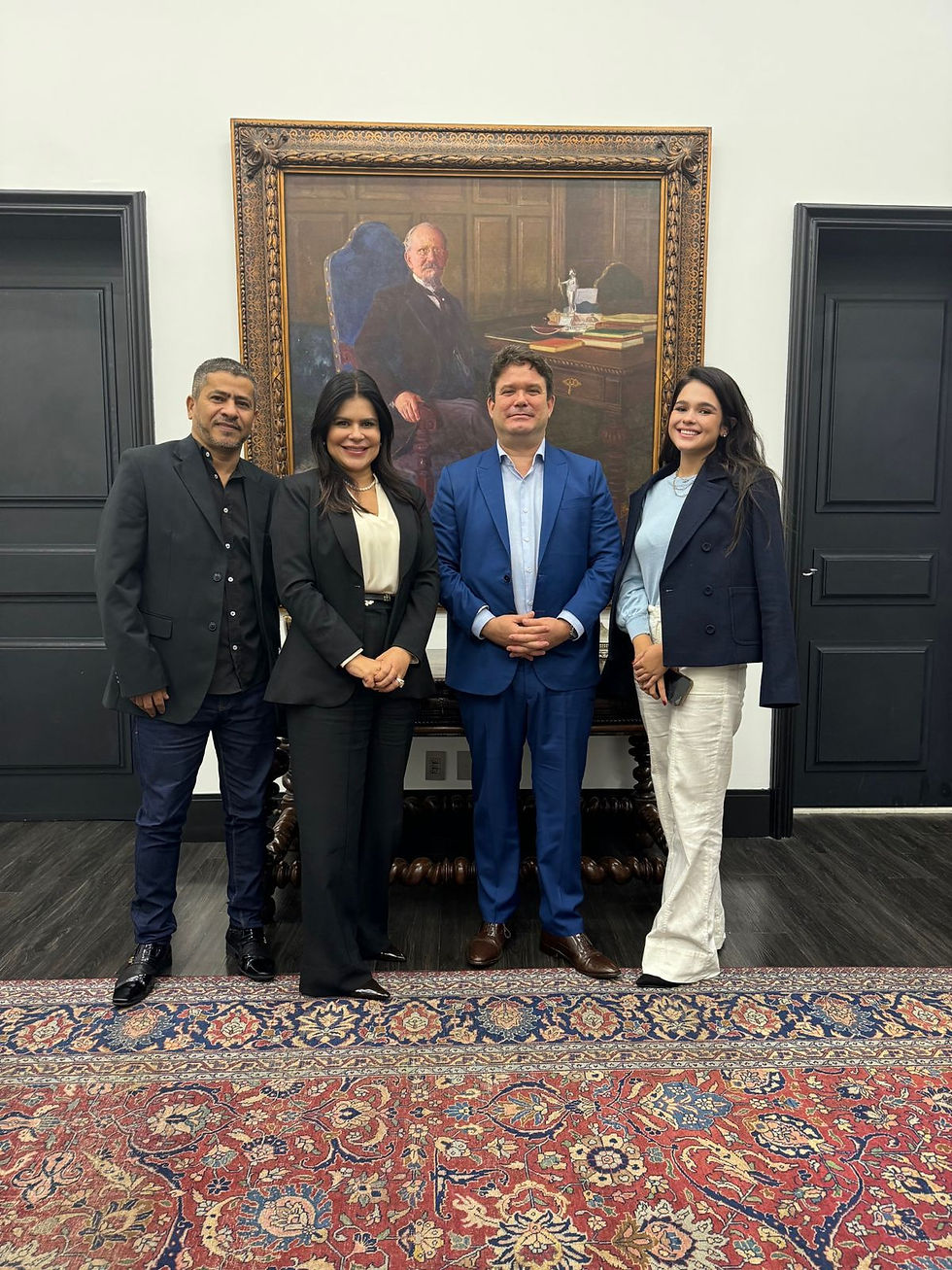 wilma campos machado no palácio dos bandeirantes com sua filha bruna, deputado andré do prado e serginho pedroso