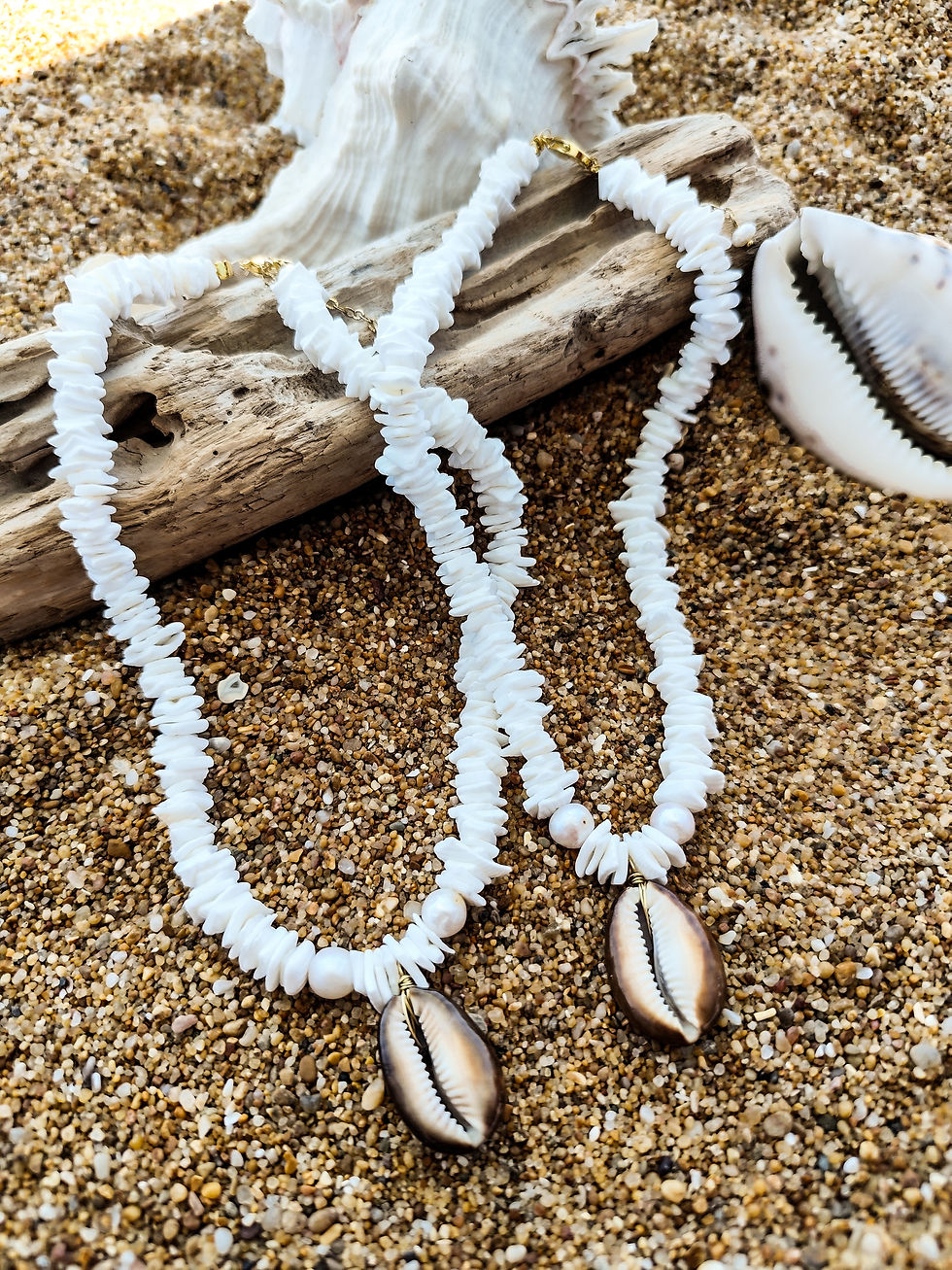 Collier en coquillages et cauri en acier inoxydable