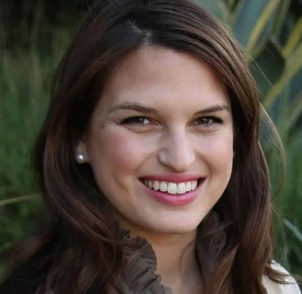 Writer: Anna Izzo