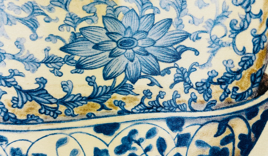 The MING pattern even has brown “rust spots” characteristic of antique porcelain