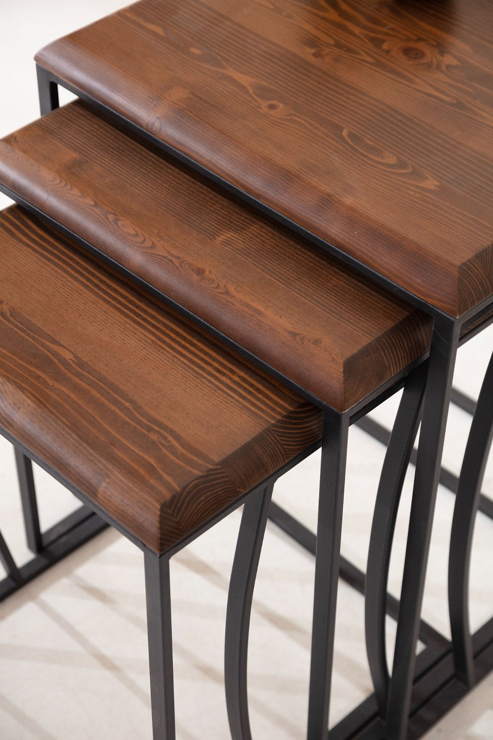 Miniaturbild: Gaia Beistelltisch