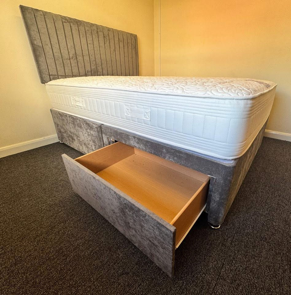Thumbnail: KING DIAMOND  1000 POCKET SPRUNG MATTRESS WITH DIVAN BASE  2 DRAWERS & HB 