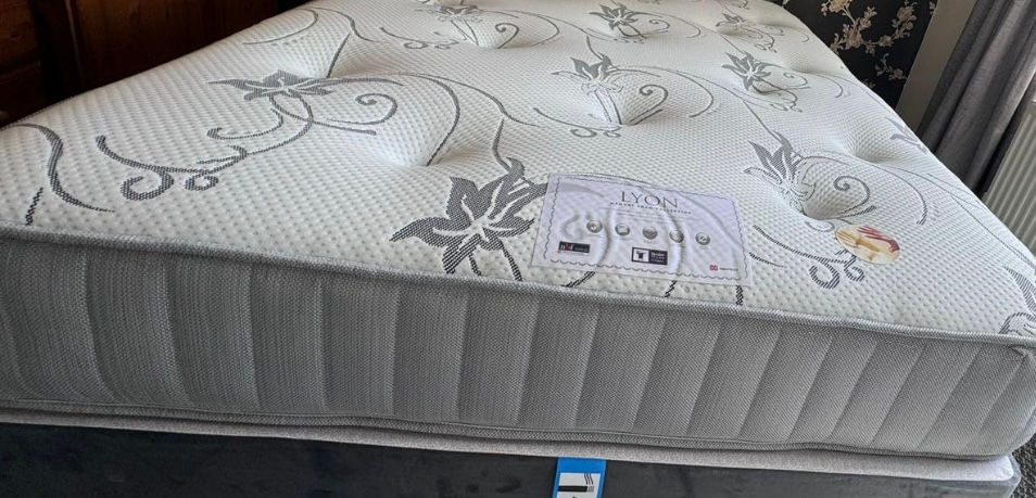 Thumbnail: LYON ORTHOPAEDIC MATTRESS WITH MEMORY FOAM  4 FOOT