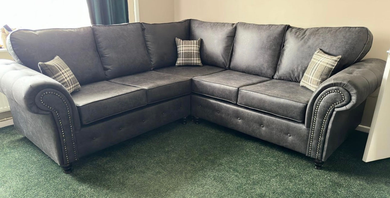 2 CORNER 2 OAKLAND SOFA IN RENO GREY