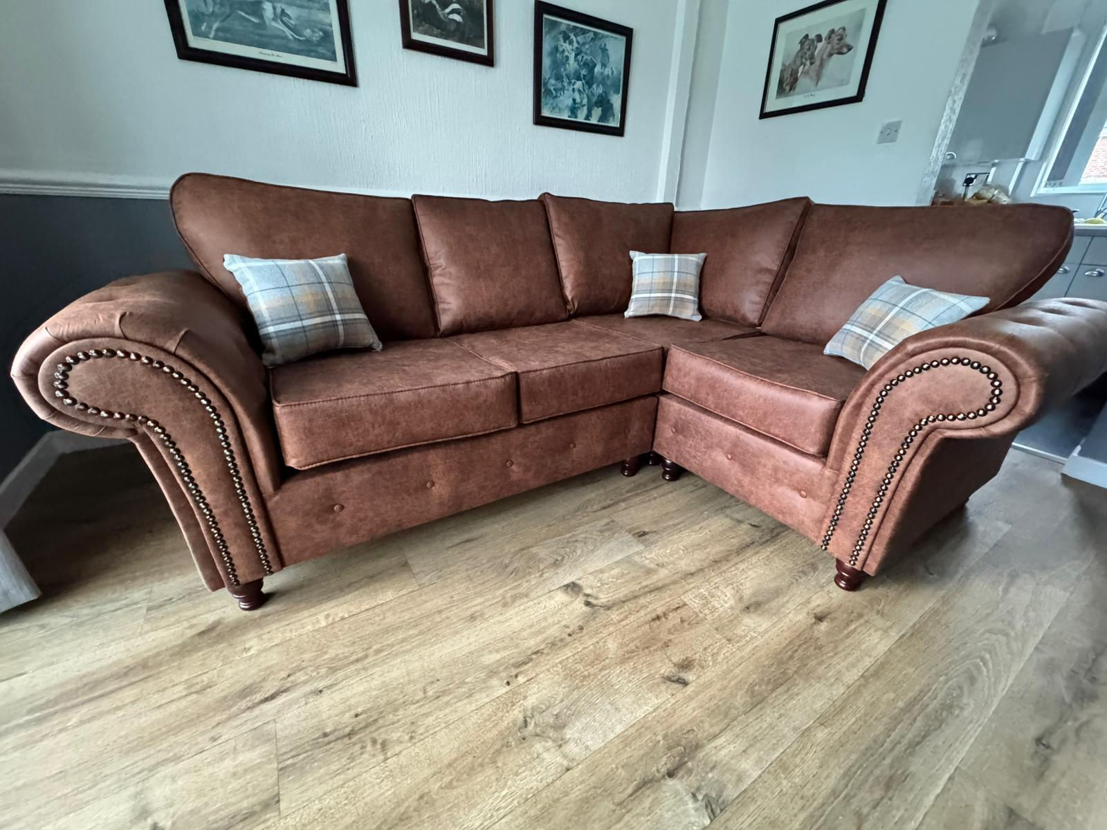 2 CORNER 1 OAKLAND SOFA IN RENO TAN