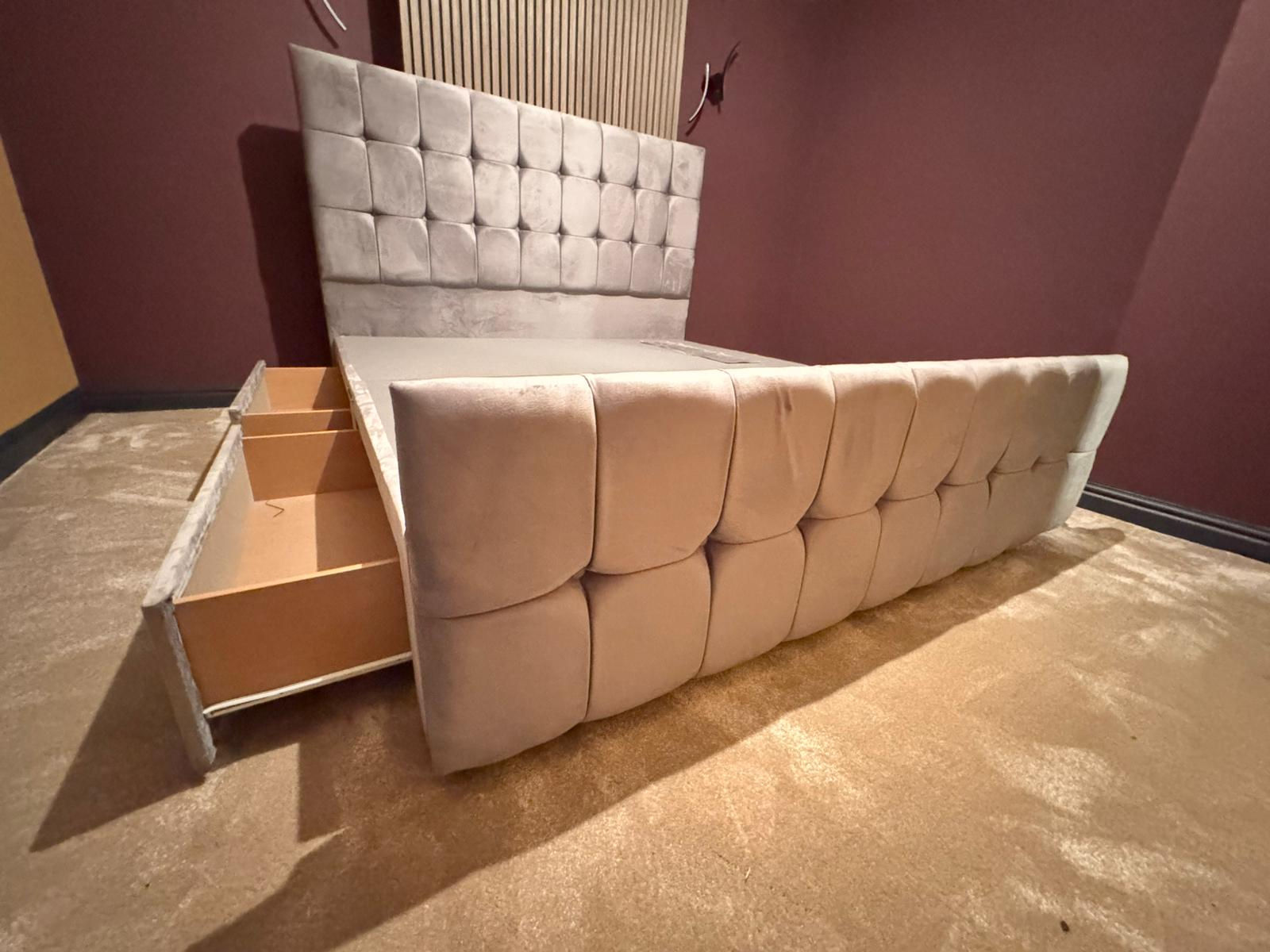 SUPER KING  -  CUBE  divan 4 drawers Floor standing Hb & Footboard 