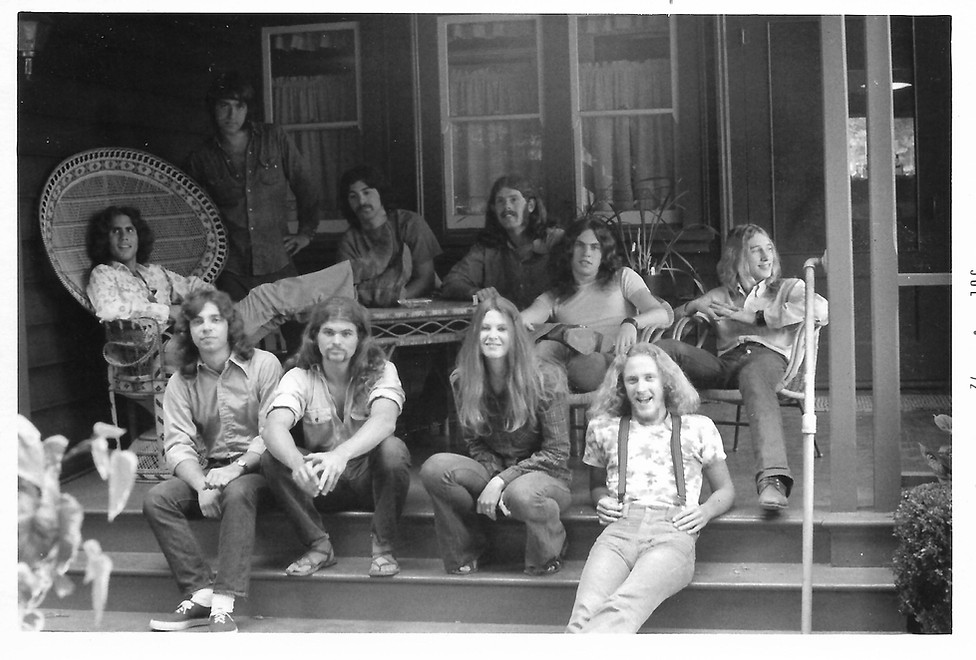 Cookin' Mama band members on the porch image
