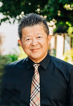 Van Vu MD head shot.JPEG