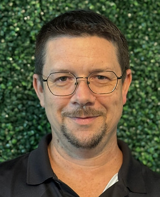 Matt Loflin Bio Photo 2025.JPEG