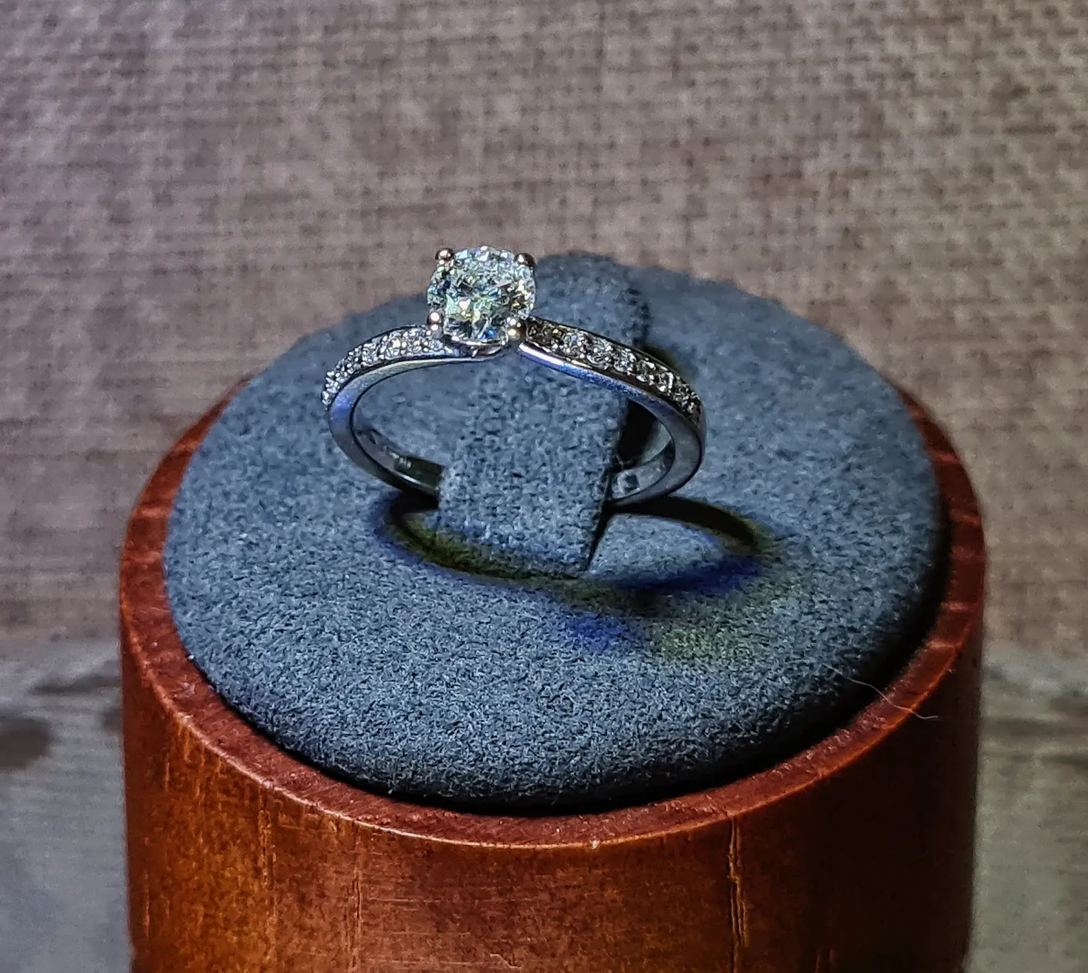 18ct white gold solitaire engagement ring