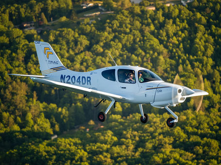 Cirrus Unveils TRAC10, a New Aircraft Designed Specifically for Professional Flight Training