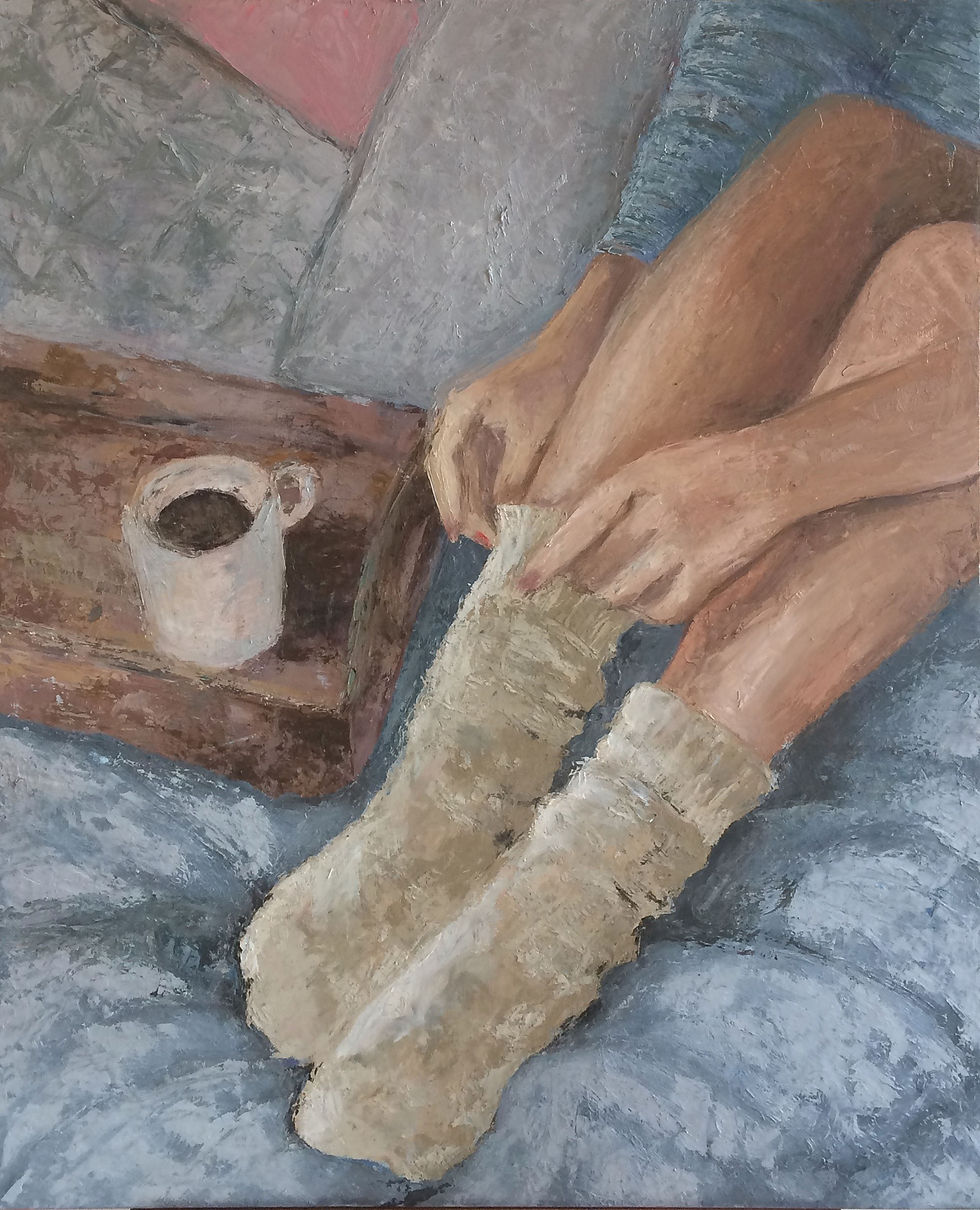 Calcetines blancos y taza