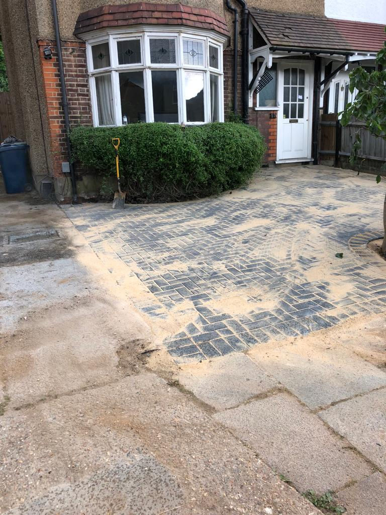 Fencing, Patios & Driveways photo 40