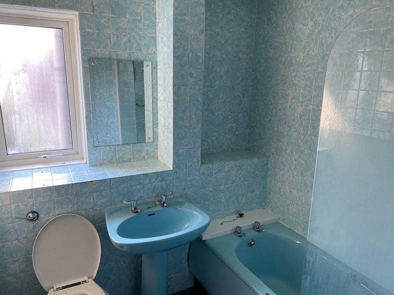 Bathrooms photo 4