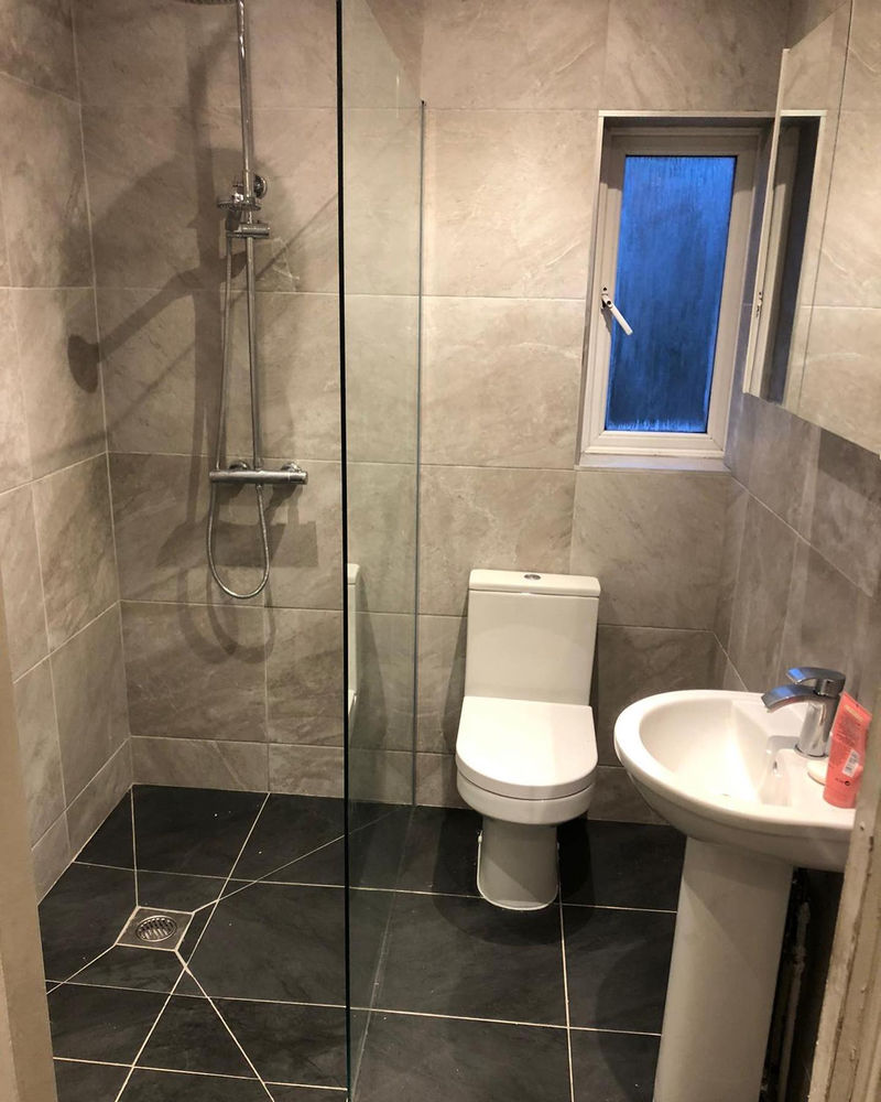Bathrooms photo 34