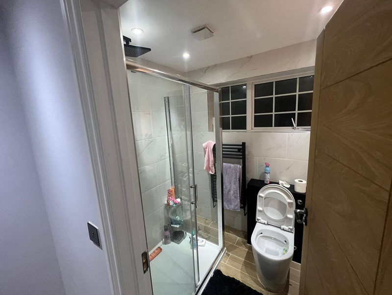 Bathrooms photo 27