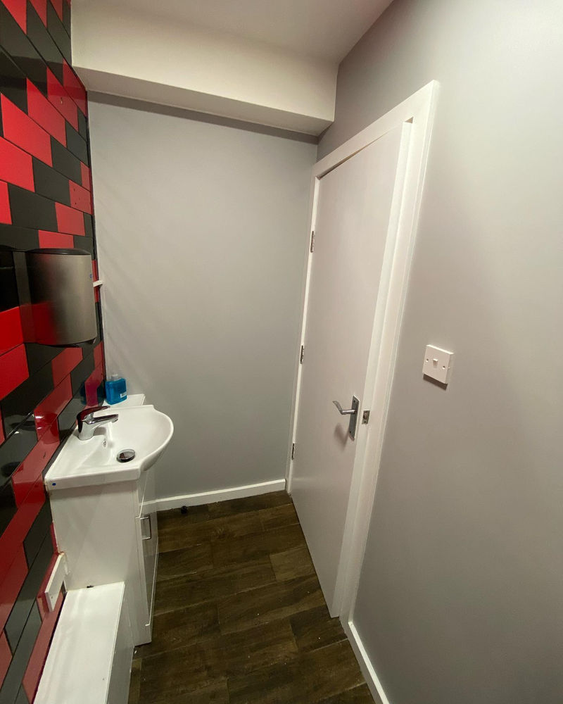 Bathrooms photo 29