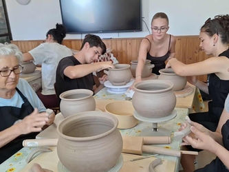 Оживљена традиција у Дески: Грнчарија која говори