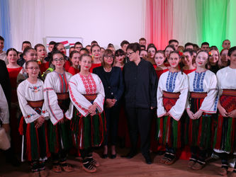 Из броја у припреми: Маја Гојковић посетила Српску школу у Пешти