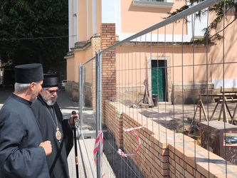 ФОТО-галерија: Српски храм у Сегедину добија нову ограду