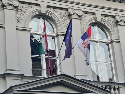 Смењена директорка СОЦ "Никола Тесла" у Будимпешти