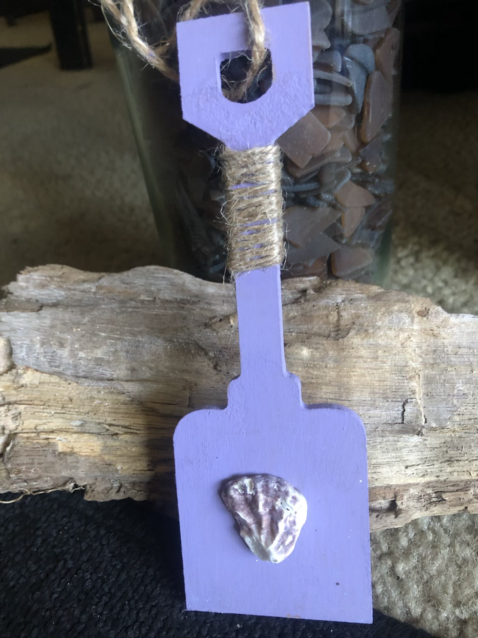 Thumbnail: Shell hanging decorations— click image for more selections