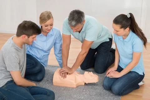 mature-male-instructor-showing-cpr-photo-056442410_iconl_nowm.webp