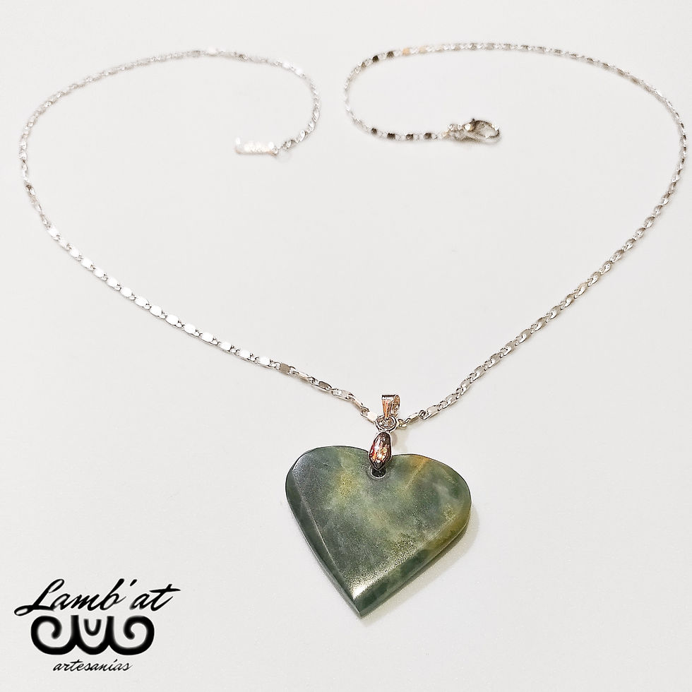 Miniatura: Collares de corazón