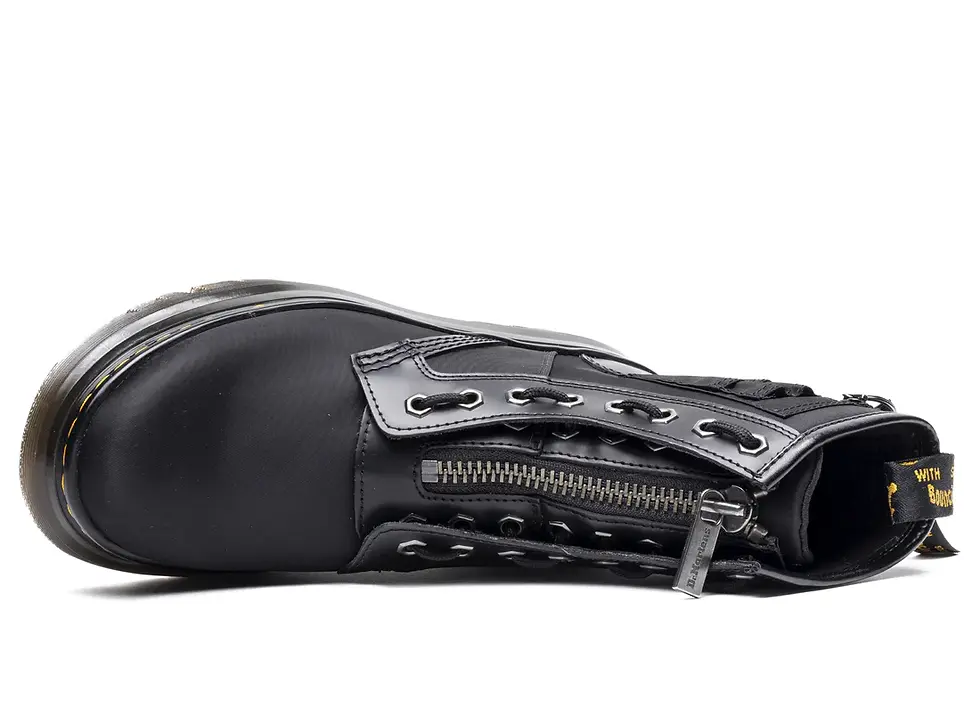 Thumbnail: DR. MARTENS TARIK ALPHA