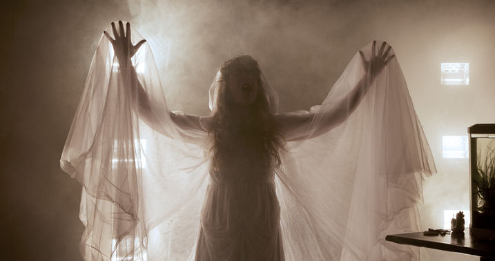 Logen Föreställning 0610FinalG_HeddaAxelsson1.jpg