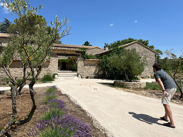 HDS-allée-oliviers-petanque-.jpg