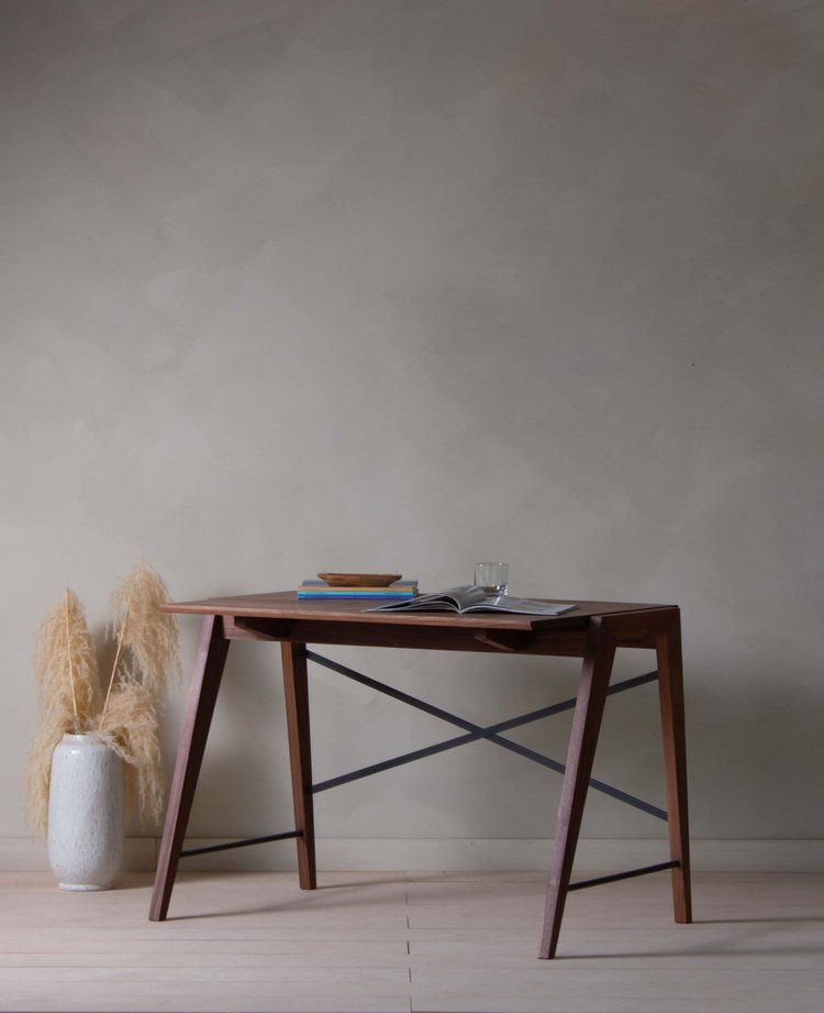 Thumbnail: Yackt Desk