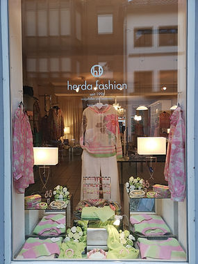 herda-fashion-kempen-fruehjahr-sommerkollektion.jpg
