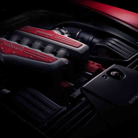 2007 Ferrari GTB engine detail