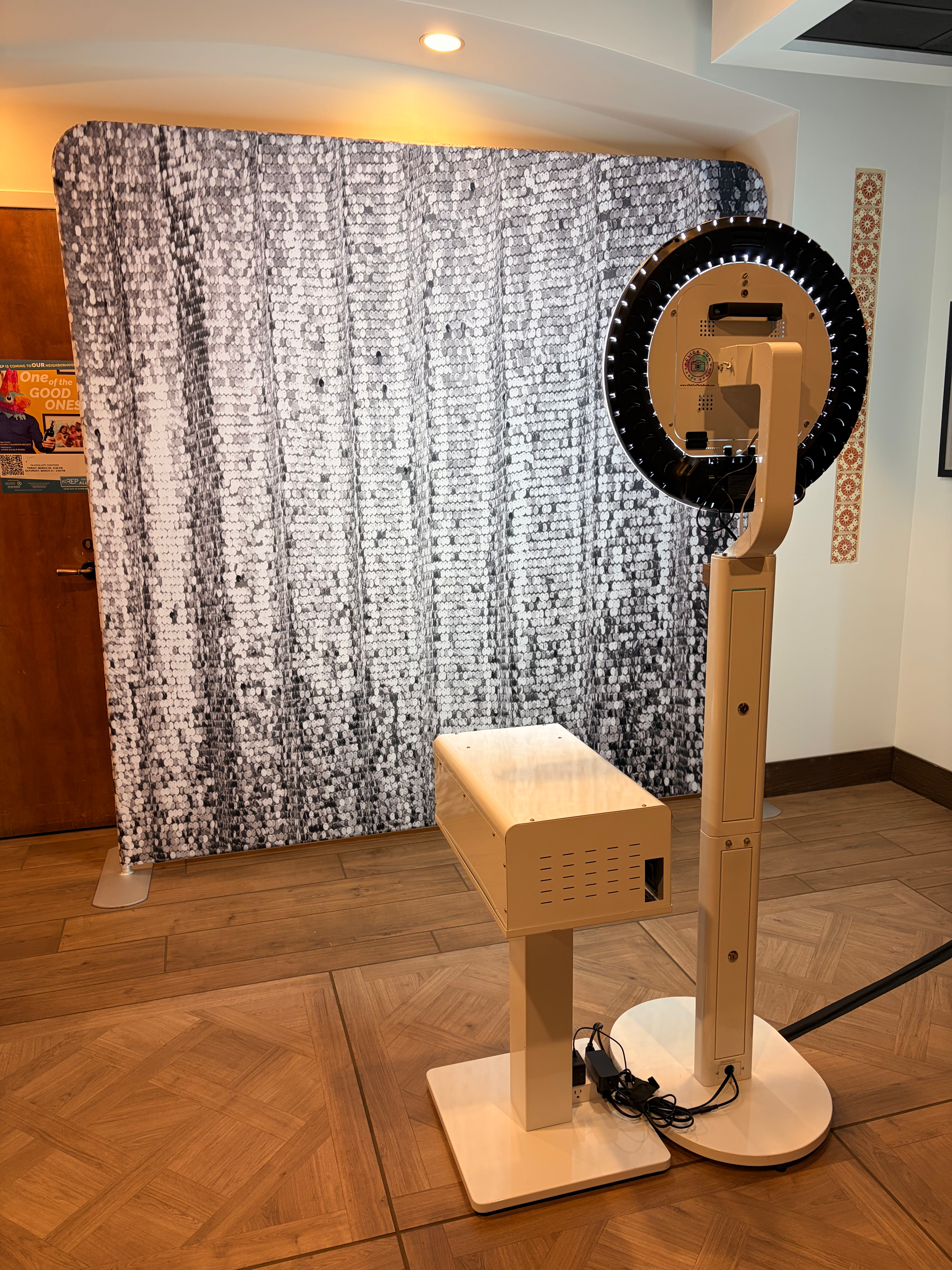 How to Choose the Perfect Photo Booth for Your Event