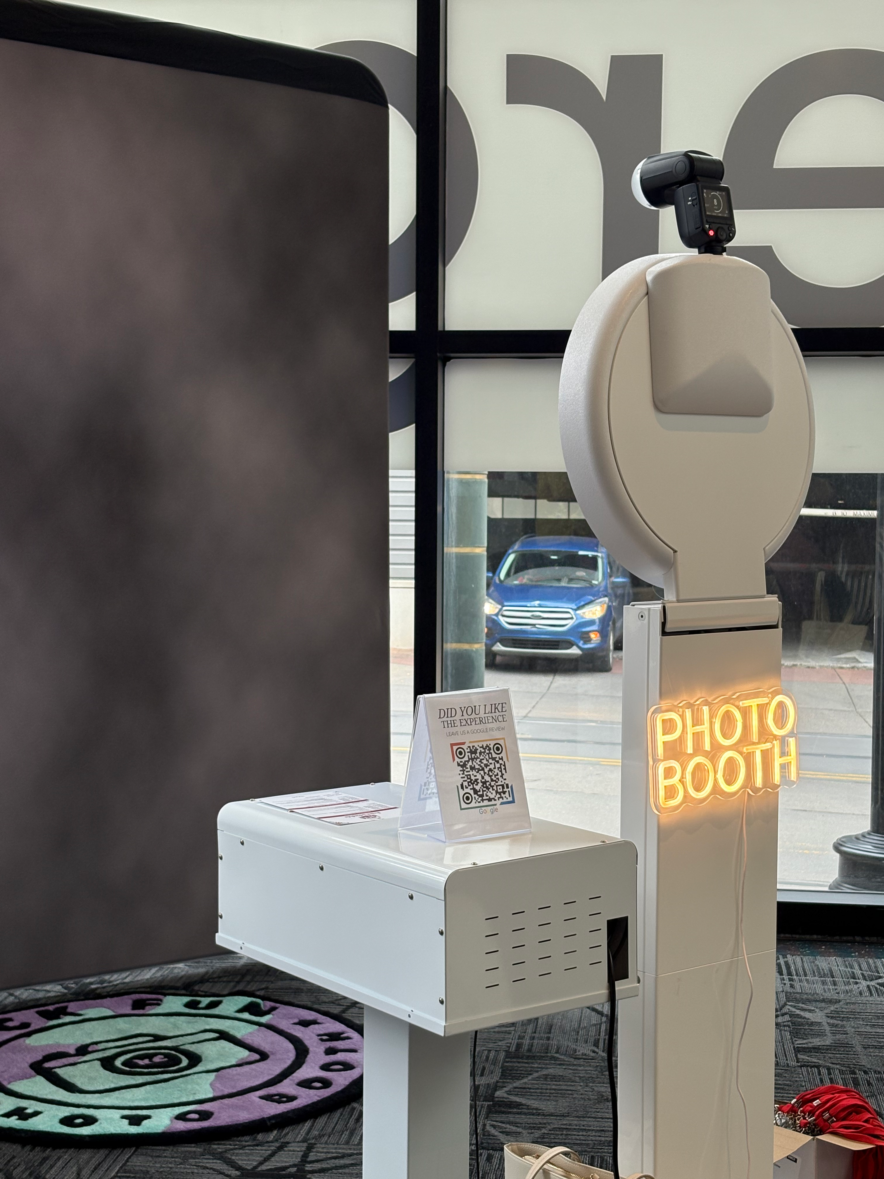 Click Fun Photo Booth Sponsors the Latina Leadership Summit with an AI Print Photo Booth Experience