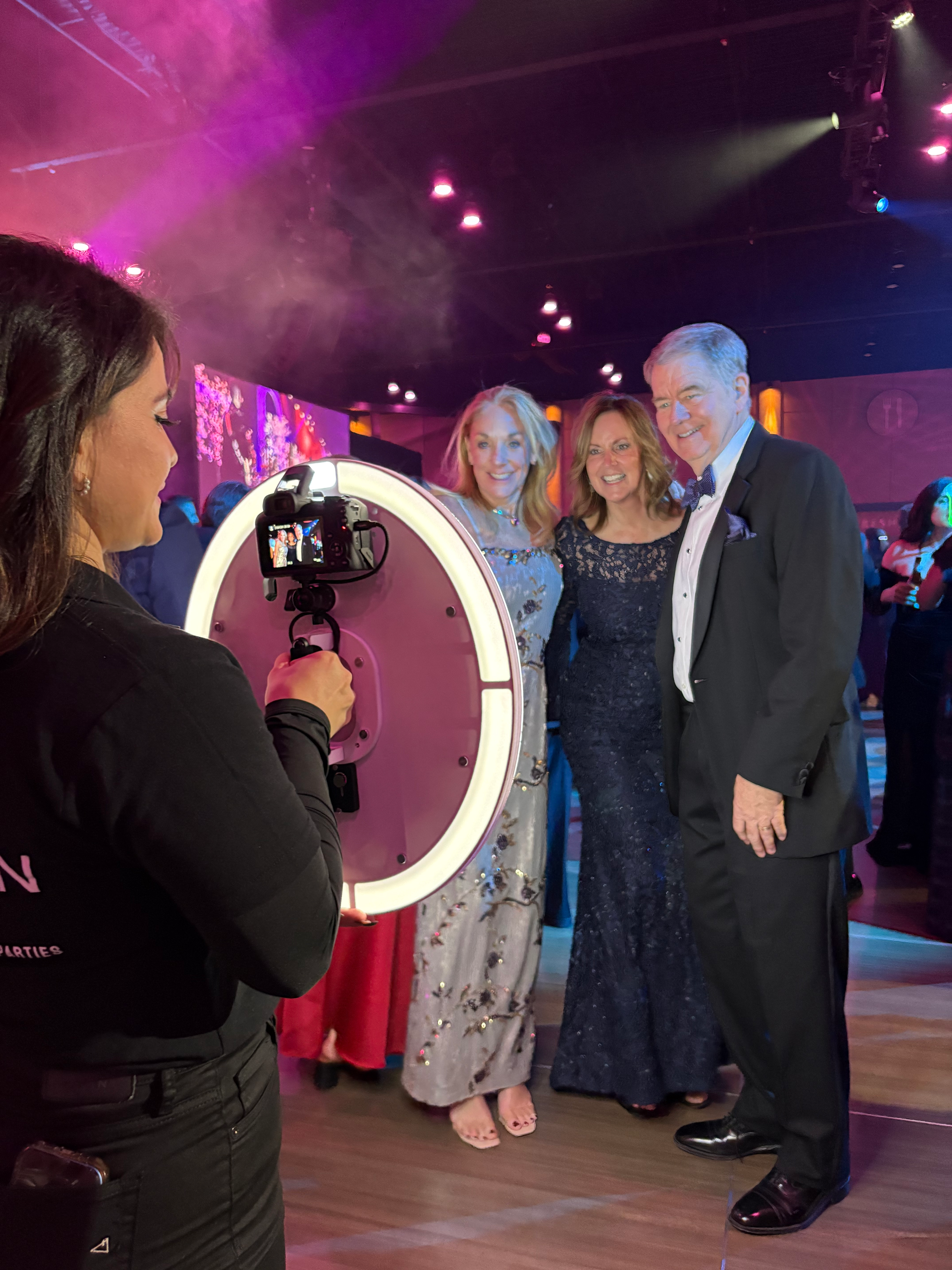 Can Your Kansas City Photo Booth Double as a Survey Marketing Tool?