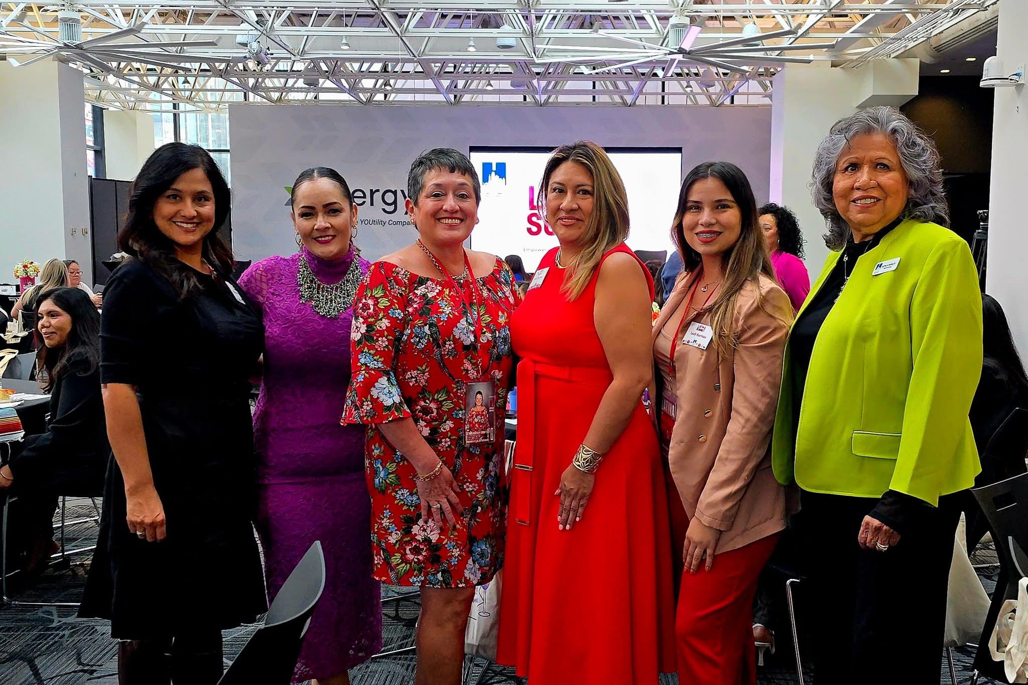 Click Fun Photo Booth Sponsors the Latina Leadership Summit with an AI Print Photo Booth Experience