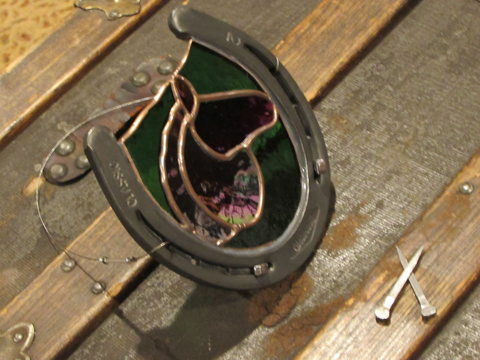 Thumbnail: Stained Glass Horseshoe