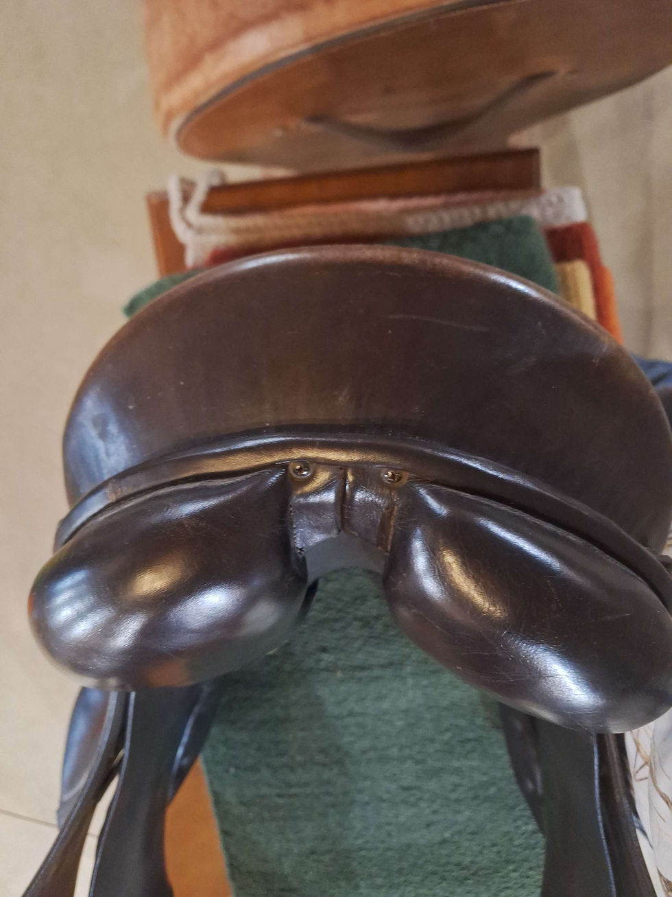 Thumbnail: "Kieffer" all purpose English Saddle 18"