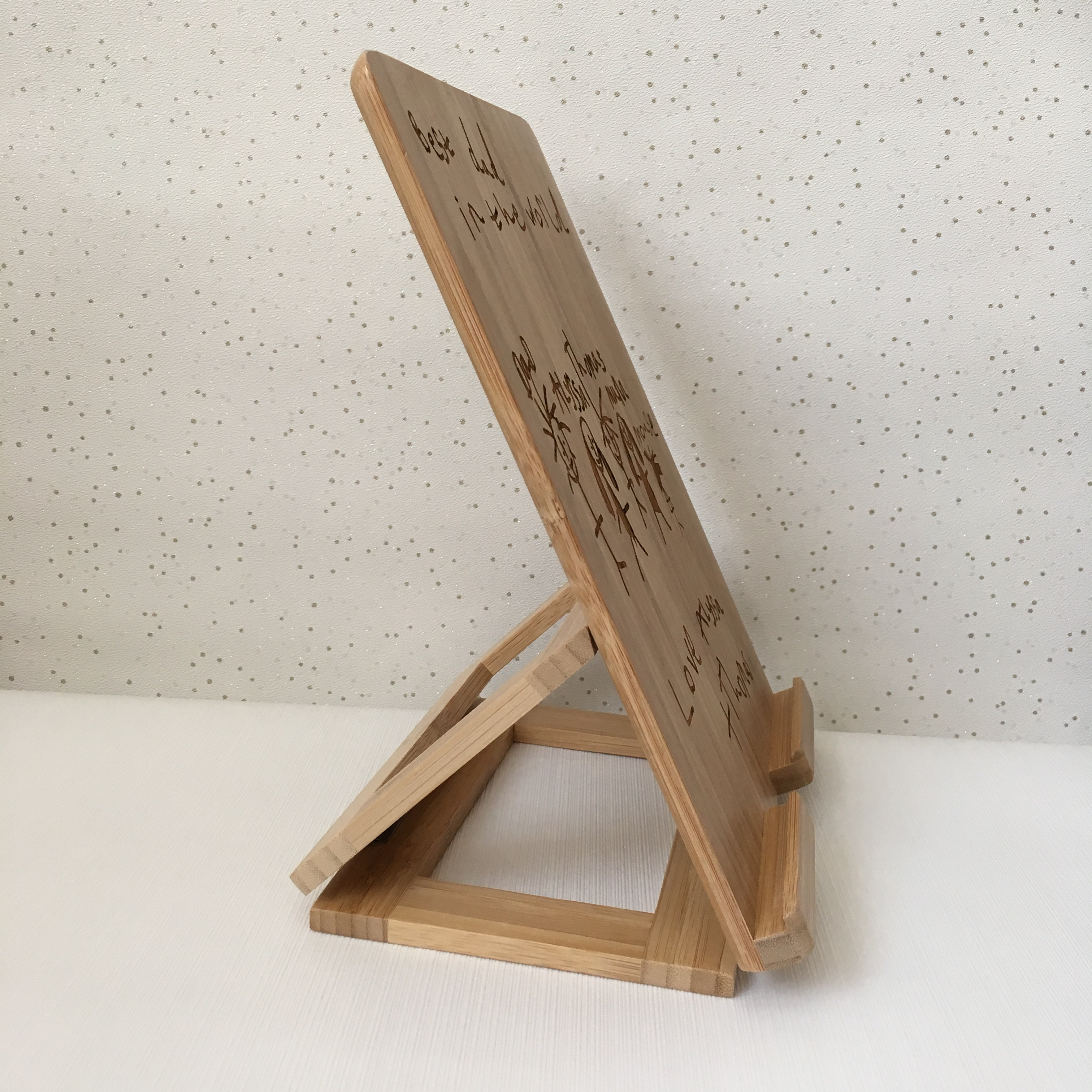Children's drawing tablet Stand | pongoandpembe