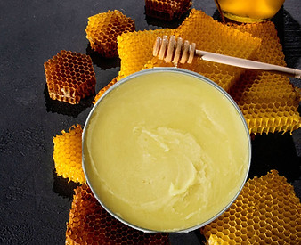 Honey-infused beard balm with honeycomb
