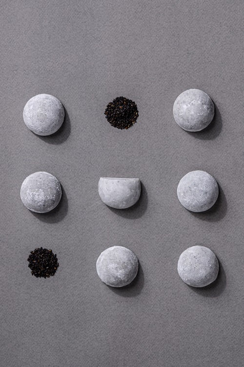 Black Sesame Buono Mochi Ice_500x752