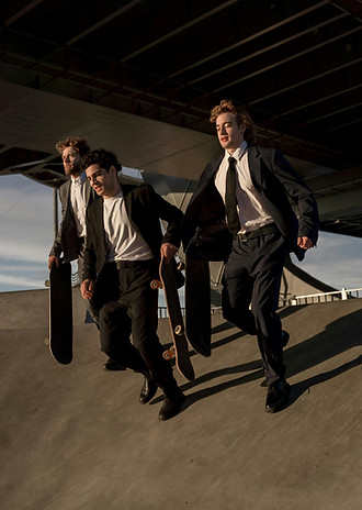 Scateboarding Group Tour